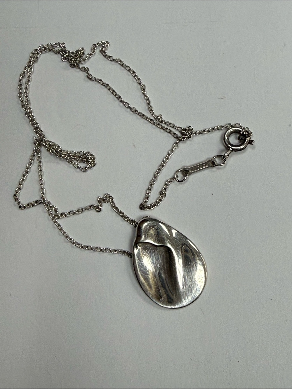 Tiffany & Co. Elsa Peretti Madonna Sterling Silver Necklace 17”
